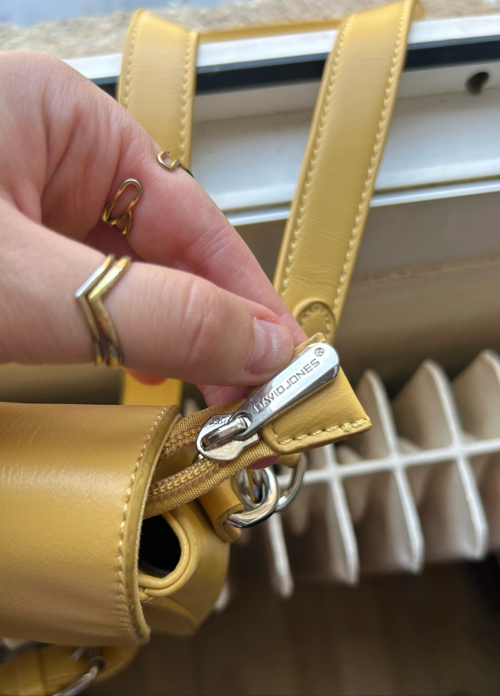 Bolsa transversal David Jones mostarda chique verão – photo 19